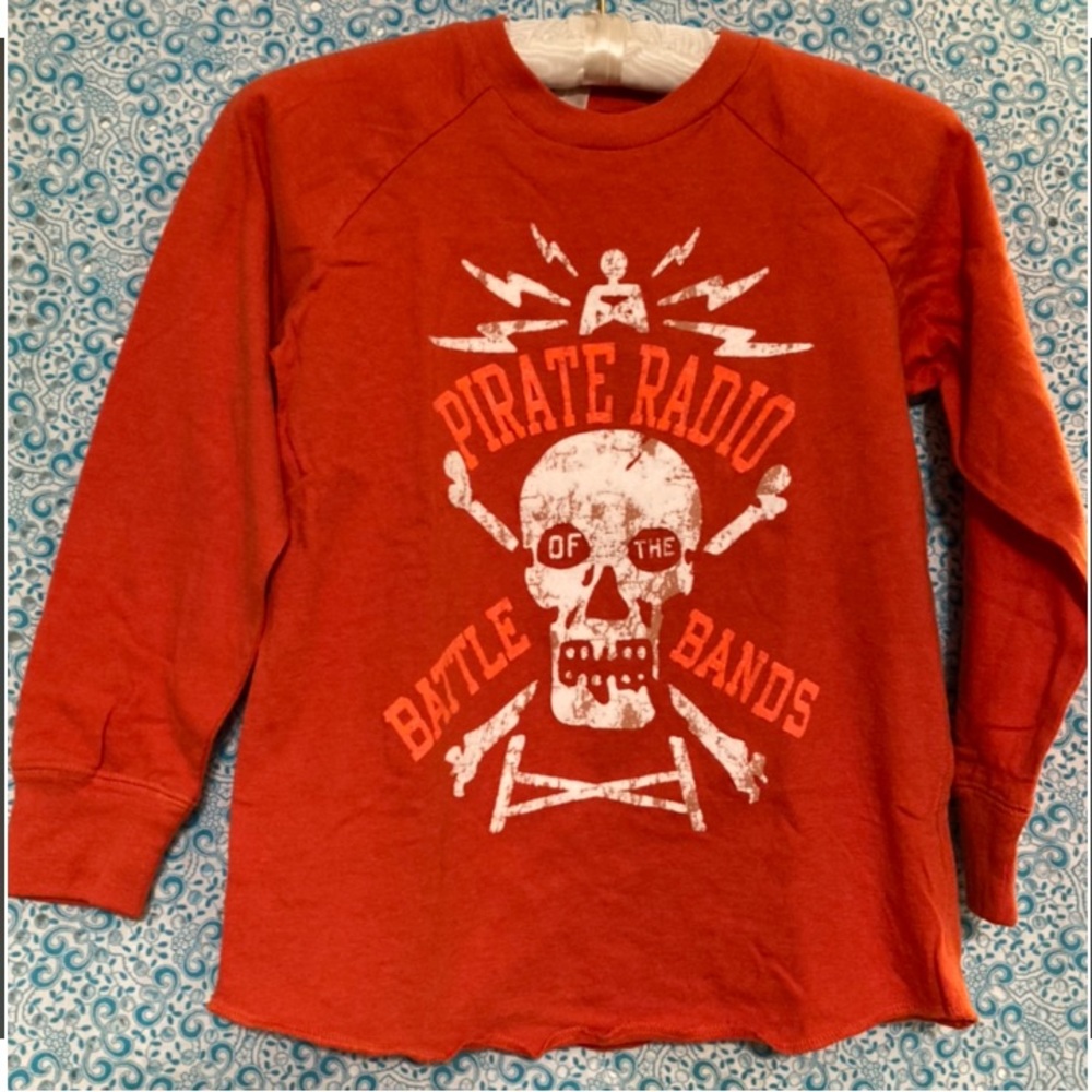 💙 GAP Skull Shirt, Size: 6-7
